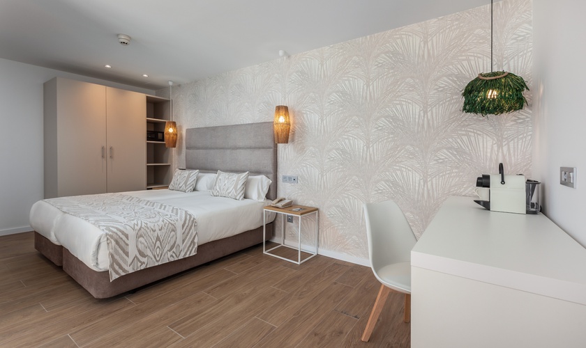 Junior suite adaptada Kumara Serenoa by Lopesan Hotels Gran Canaria Junior suite adaptada Kumara Serenoa by Lopesan Hotels Gran Canaria